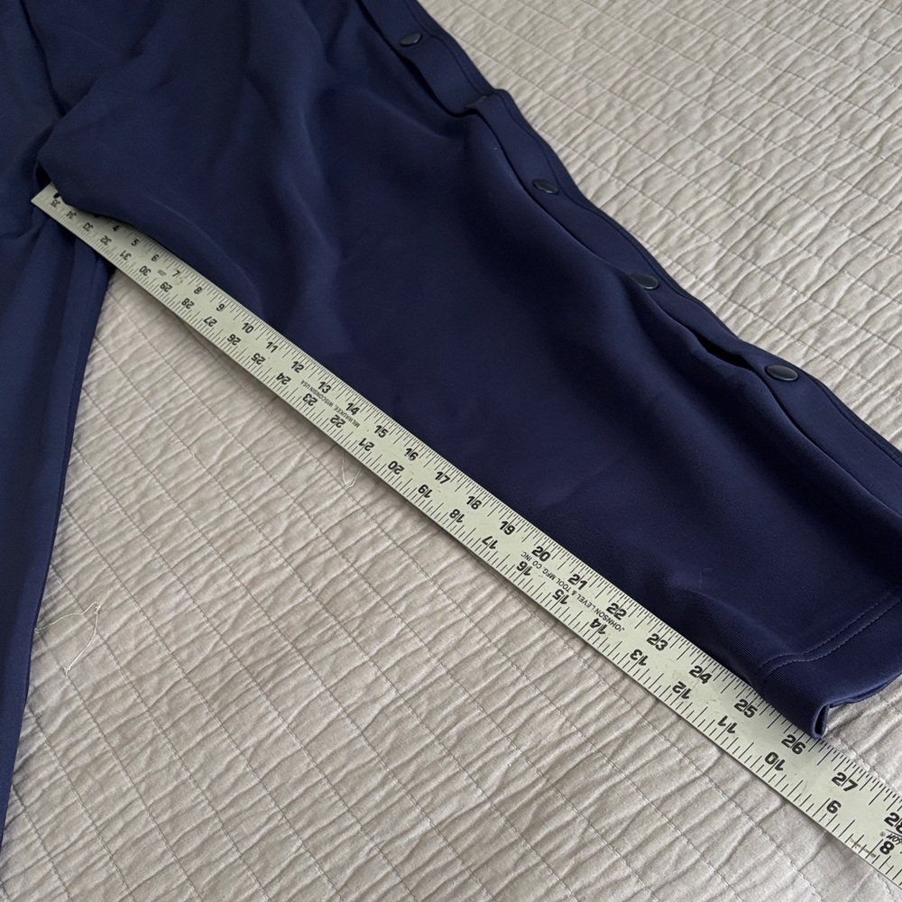 Her Universe Star Wars Ahsoka Tano Clone Wars Snap Track Pants NWT Large - Picture 5 of 8